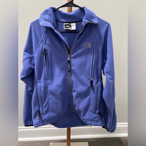 The North Face Jackets & Blazers - The North Face Periwinkle Fleece Zip Up Jacket Women’s sz Small